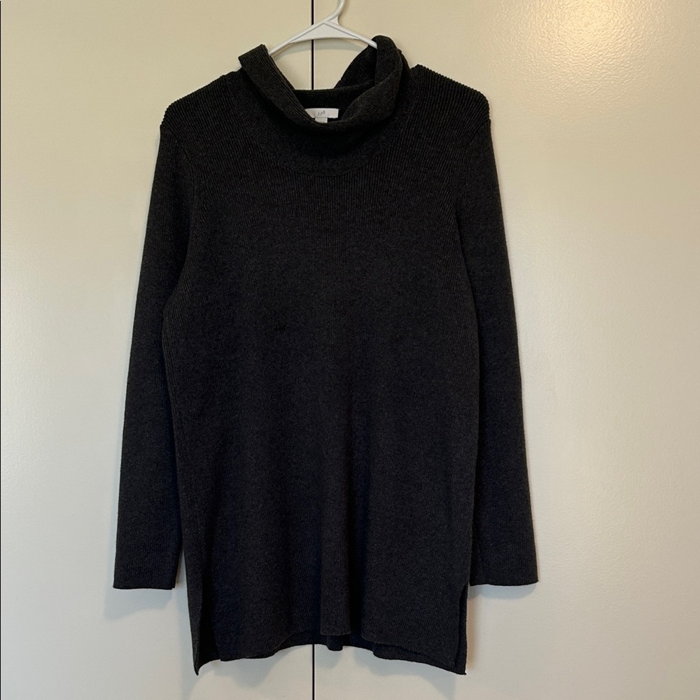 J.Jill grey tunic Turtleneck Women's Sweater. Size small -has flaw